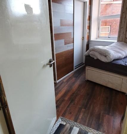 En Suite Single Bedroom, Close To City Centre شيفيلد المظهر الخارجي الصورة